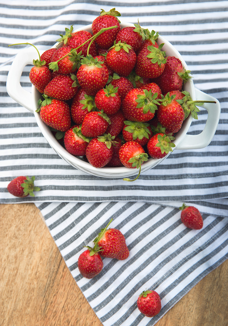 Strawberries_0080_web-v